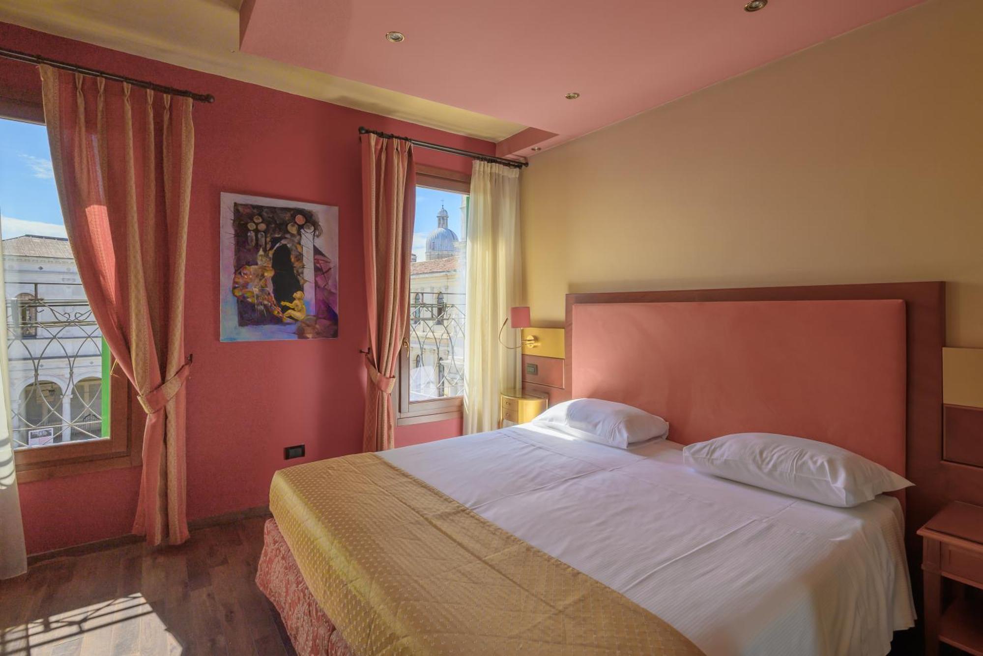 Diamantino Town House Bed & Breakfast Padova Exterior photo