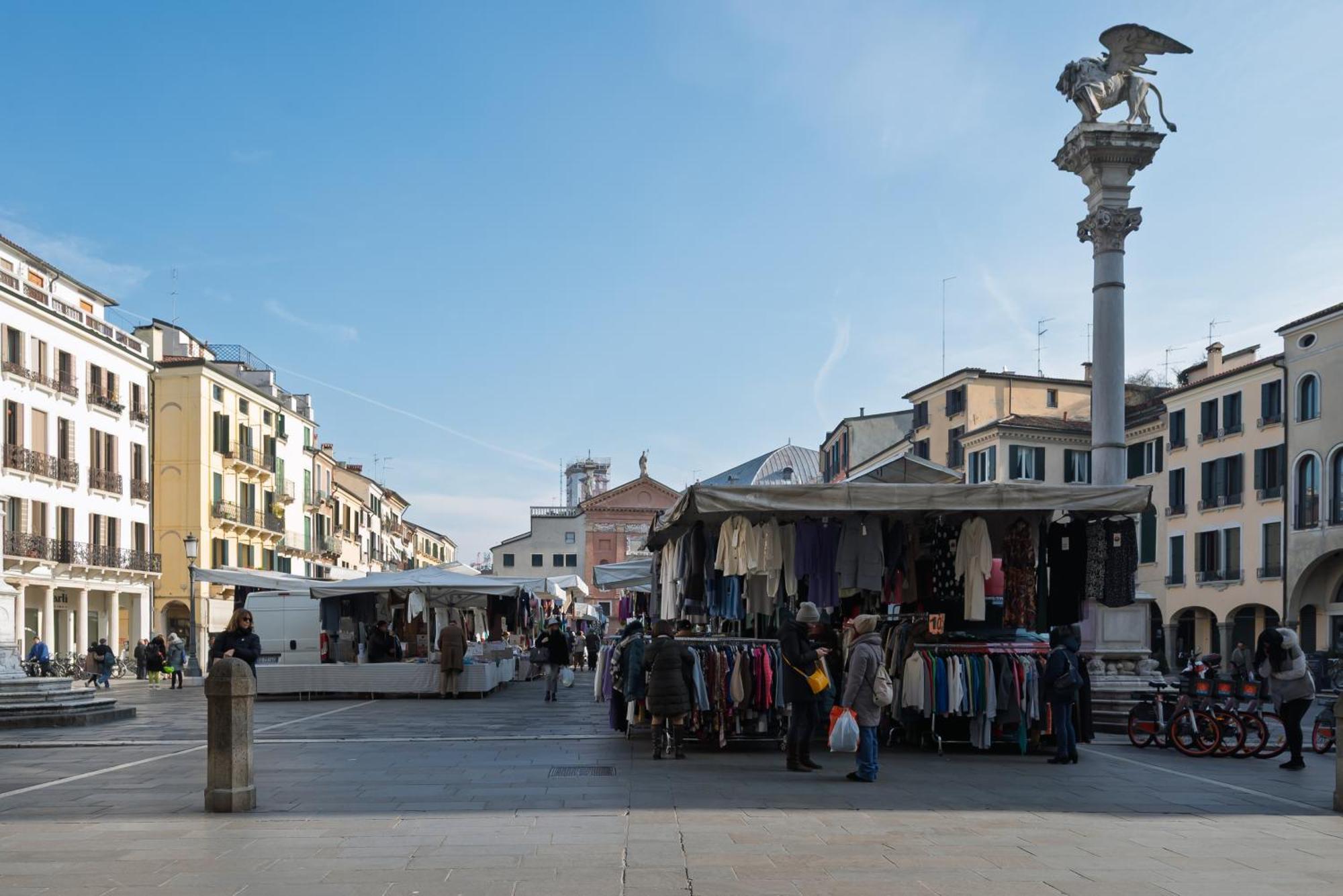 Diamantino Town House Bed & Breakfast Padova Exterior photo